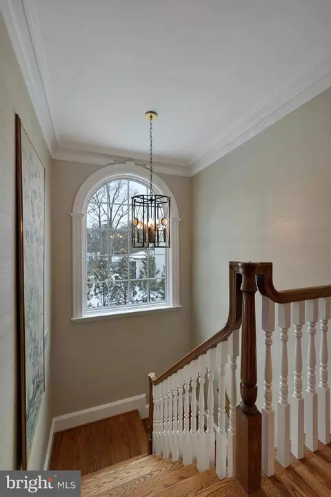 Entry Way - 8115 Spring Hill Farm Dr, Mclean, VA 22102 photo 17 of 21