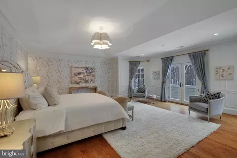 Bedroom - 8115 Spring Hill Farm Dr, Mclean, VA 22102 photo 1 of 7