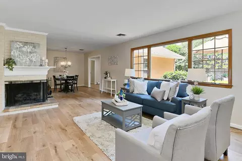 7813 Evening Ln, Alexandria, VA 22306