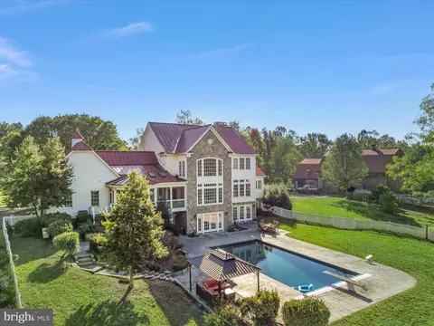 6500 Clifton Rd, Clifton, VA 20124