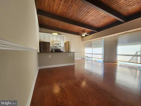4905 Americana Dr #4905H, Annandale, VA 22003