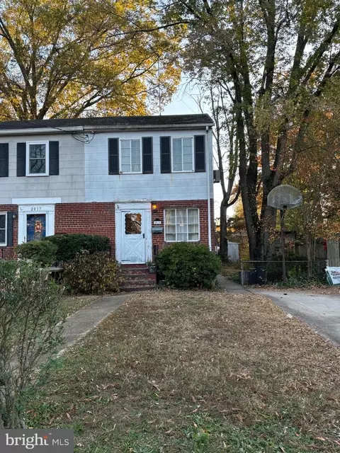 2019 Rollins Dr, Alexandria, VA 22307