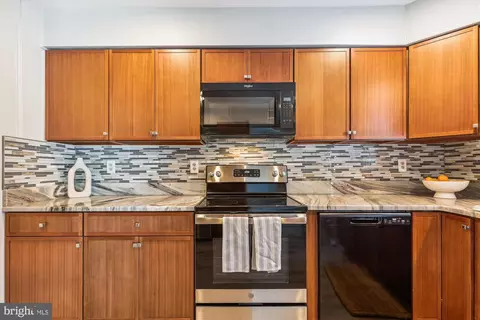 6022 Haverhill Ct, Springfield, VA 22152 photo 19