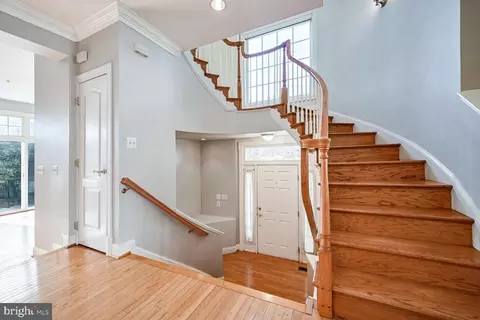Entry Way - 7451 Carriage Hills Dr, Mclean, VA 22102 photo 1 of 2