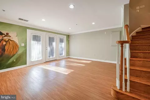 Living - 7451 Carriage Hills Dr, Mclean, VA 22102 photo 6 of 7