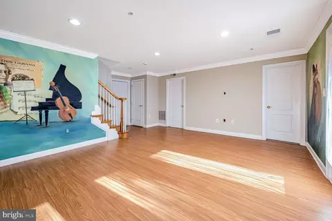 Living - 7451 Carriage Hills Dr, Mclean, VA 22102 photo 7 of 7