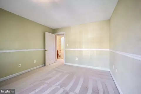 Bedroom - 7451 Carriage Hills Dr, Mclean, VA 22102 photo 2 of 4