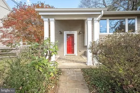 2455 Flint Hill Rd, Vienna, VA 22181