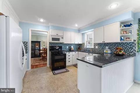 Kitchen - 8123 Lake Pleasant Dr, Springfield, VA 22153 photo 2 of 2
