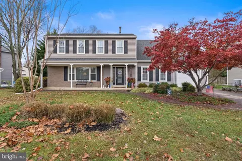 Exterior - 8123 Lake Pleasant Dr, Springfield, VA 22153 photo 2 of 16