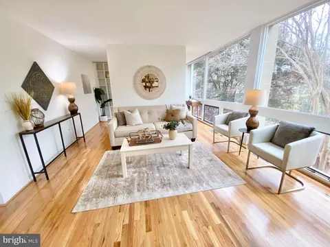 Living - 11534 Hickory Cluster, Reston, VA 20190 photo 6 of 12