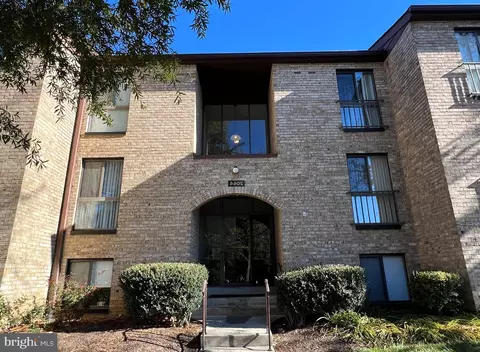 2064 Royal Fern Ct #12-B, Reston, VA 20191