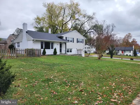 Exterior - 6207 Kentland St, Springfield, VA 22150 photo 5 of 6
