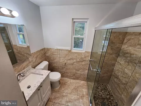 Bath - 6207 Kentland St, Springfield, VA 22150 photo 1 of 1