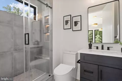 Bath - 1800 Rupert St, Mclean, VA 22101 photo 1 of 13