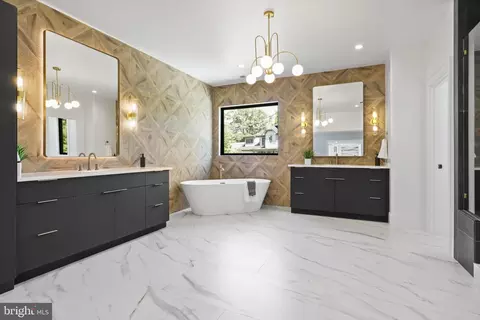 Bath - 1800 Rupert St, Mclean, VA 22101 photo 2 of 13