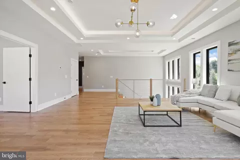 Living - 1800 Rupert St, Mclean, VA 22101 photo 12 of 16