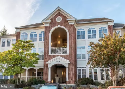 7704 Haynes Point Way #K, Alexandria, VA 22315