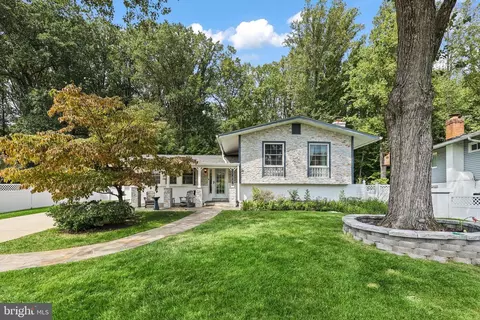 11114 Byrd Dr, Fairfax, VA 22030