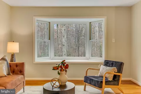 2500 Pegasus Ln, Reston, VA 20191 photo 11