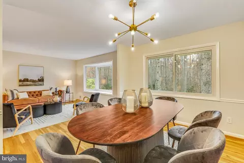 2500 Pegasus Ln, Reston, VA 20191 photo 14