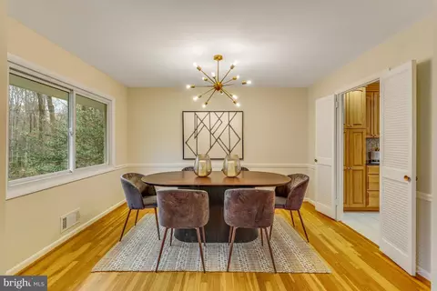 2500 Pegasus Ln, Reston, VA 20191 photo 12