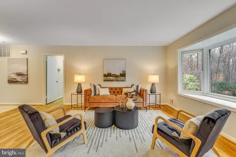 2500 Pegasus Ln, Reston, VA 20191 photo 8