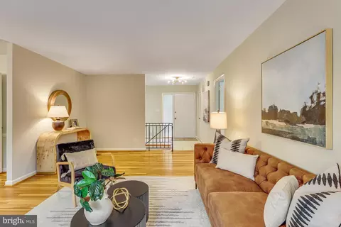 2500 Pegasus Ln, Reston, VA 20191 photo 5