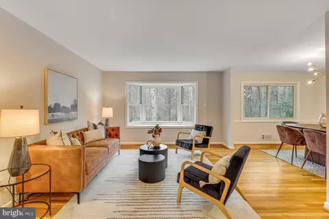 2500 Pegasus Ln, Reston, VA 20191 photo 7
