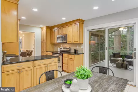 2500 Pegasus Ln, Reston, VA 20191 photo 18