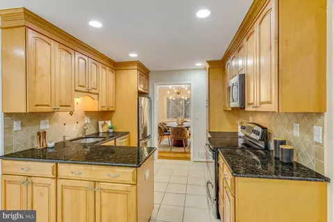 2500 Pegasus Ln, Reston, VA 20191 photo 16