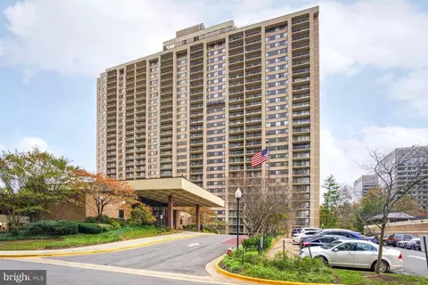 5505 Seminary Rd #906N, Falls Church, VA 22041
