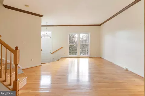6637 Debra Lu Way, Springfield, VA 22150 photo 4