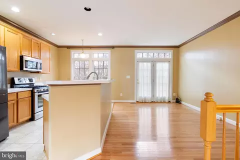 6637 Debra Lu Way, Springfield, VA 22150 photo 5