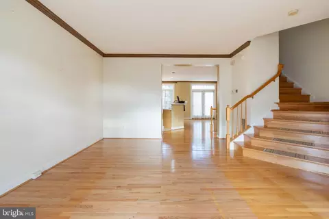 6637 Debra Lu Way, Springfield, VA 22150 photo 17