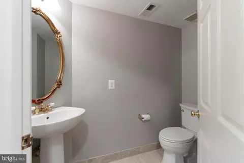 6637 Debra Lu Way, Springfield, VA 22150 photo 25