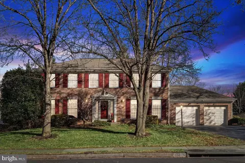 12417 Rock Ridge Rd, Herndon, VA 20170