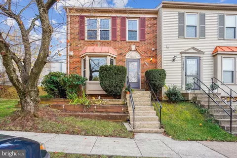 14179 Royal Oak Ln, Centreville, VA 20120