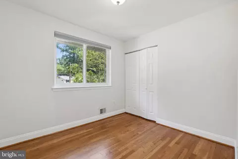 8615 Kenilworth Dr, Springfield, VA 22151 photo 21