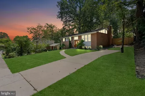 8615 Kenilworth Dr, Springfield, VA 22151 photo 9