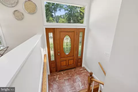8615 Kenilworth Dr, Springfield, VA 22151 photo 10