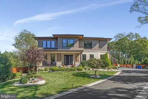 1549 Brookhaven Dr, Mclean, VA 22101