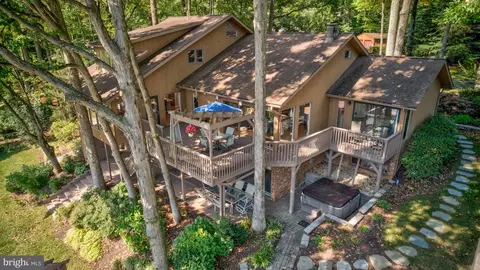 Other - 11419 Purple Beech Dr, Reston, VA 20191 photo 36 of 46