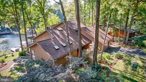 Other - 11419 Purple Beech Dr, Reston, VA 20191 photo 4 of 46