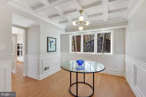 Entry Way - 11419 Purple Beech Dr, Reston, VA 20191 photo 7 of 14