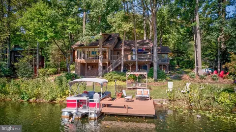Other - 11419 Purple Beech Dr, Reston, VA 20191 photo 33 of 46