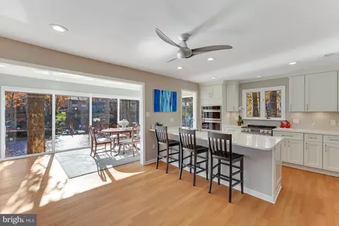 Kitchen - 11419 Purple Beech Dr, Reston, VA 20191 photo 1 of 8
