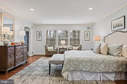 Bedroom - 735 Potomac River Rd, Mclean, VA 22102 photo 5 of 10