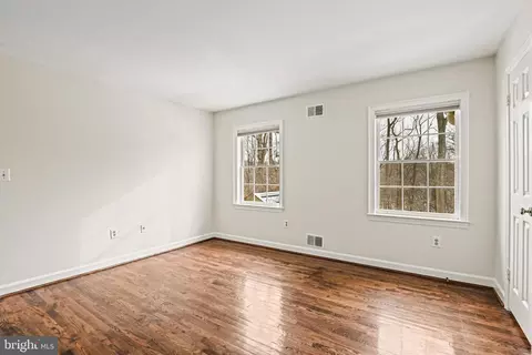 Bedroom - 735 Potomac River Rd, Mclean, VA 22102 photo 10 of 10