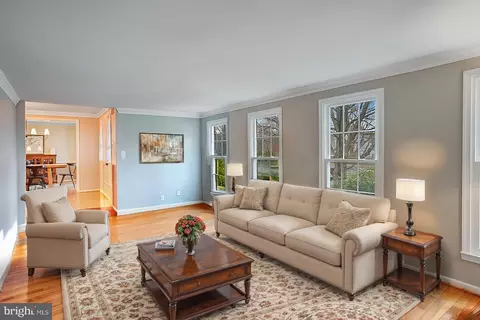 Living - 4302 Cub Run Rd, Chantilly, VA 20151 photo 2 of 2